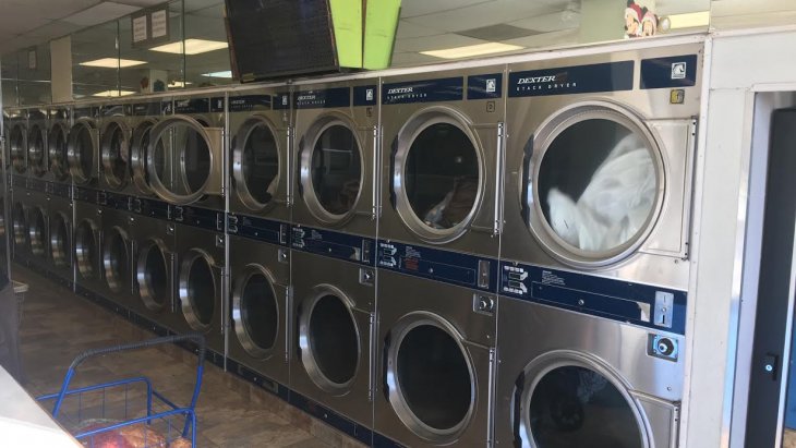find coin laundry near me