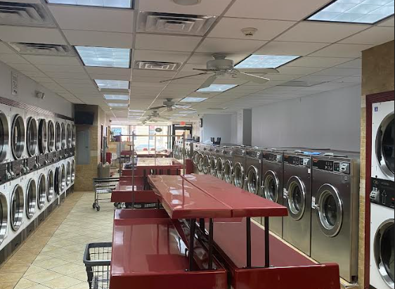 33 washers, 36 dryers speed queen.Busy wash & fold Main Image #2