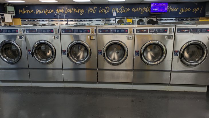 Longterm Established Georgia Laundromat for Sale Main Image #1