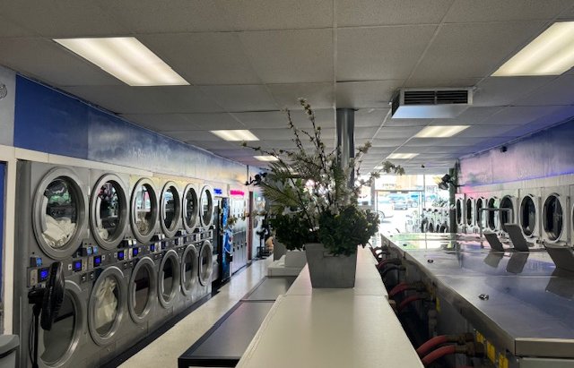 PASADENA LAUNDRY FOR SALE Main Image #4
