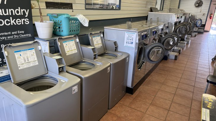 Coin Laundromat Main Image #1