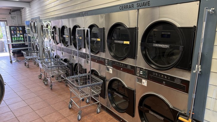 Coin Laundromat Main Image #3